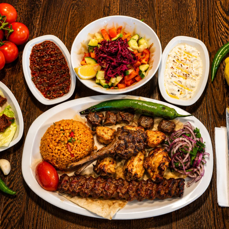 KARIŞIK IZGARA / GEMISCHTER TELLER