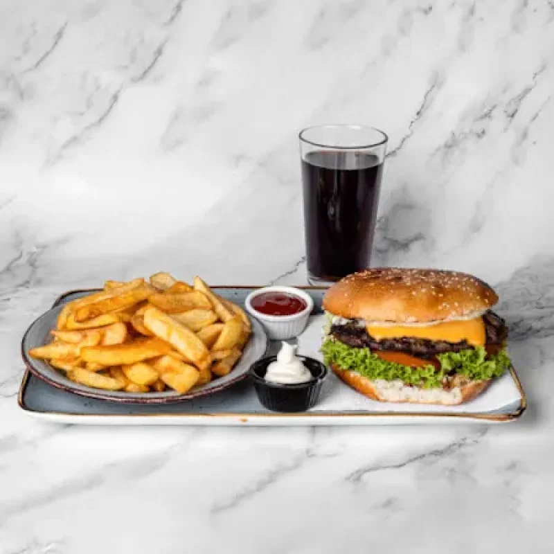 Cheeseburger - Menü
